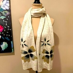 J Jill Elegant Floral Scarf in Cream and Gold